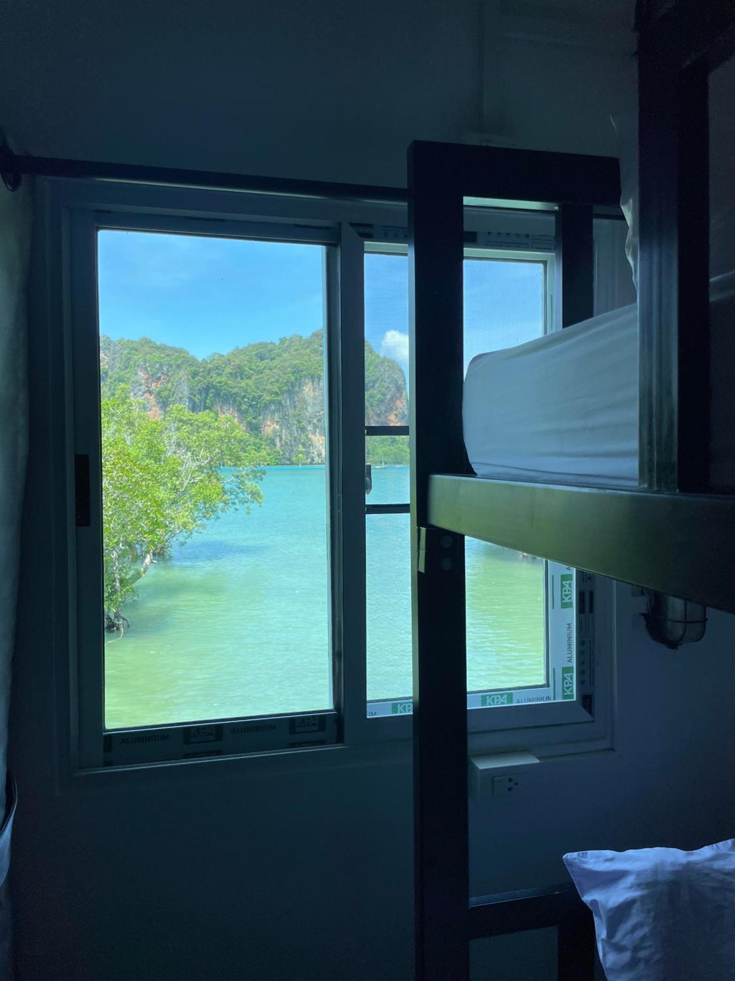 Social Quarters Blanco - Youth Hostel 18 To 35 Only Praia de Railay Exterior foto